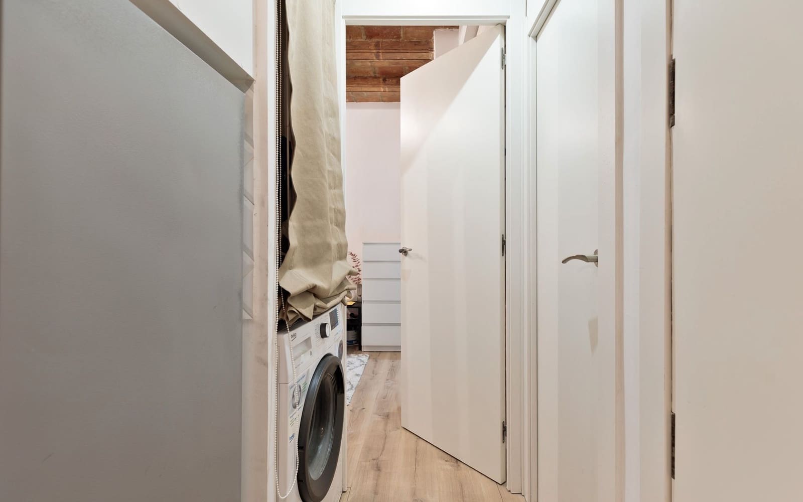 2 sovrum Lägenhet till salu i Barcelona stad - 239 000 € (Ref: 9270354)