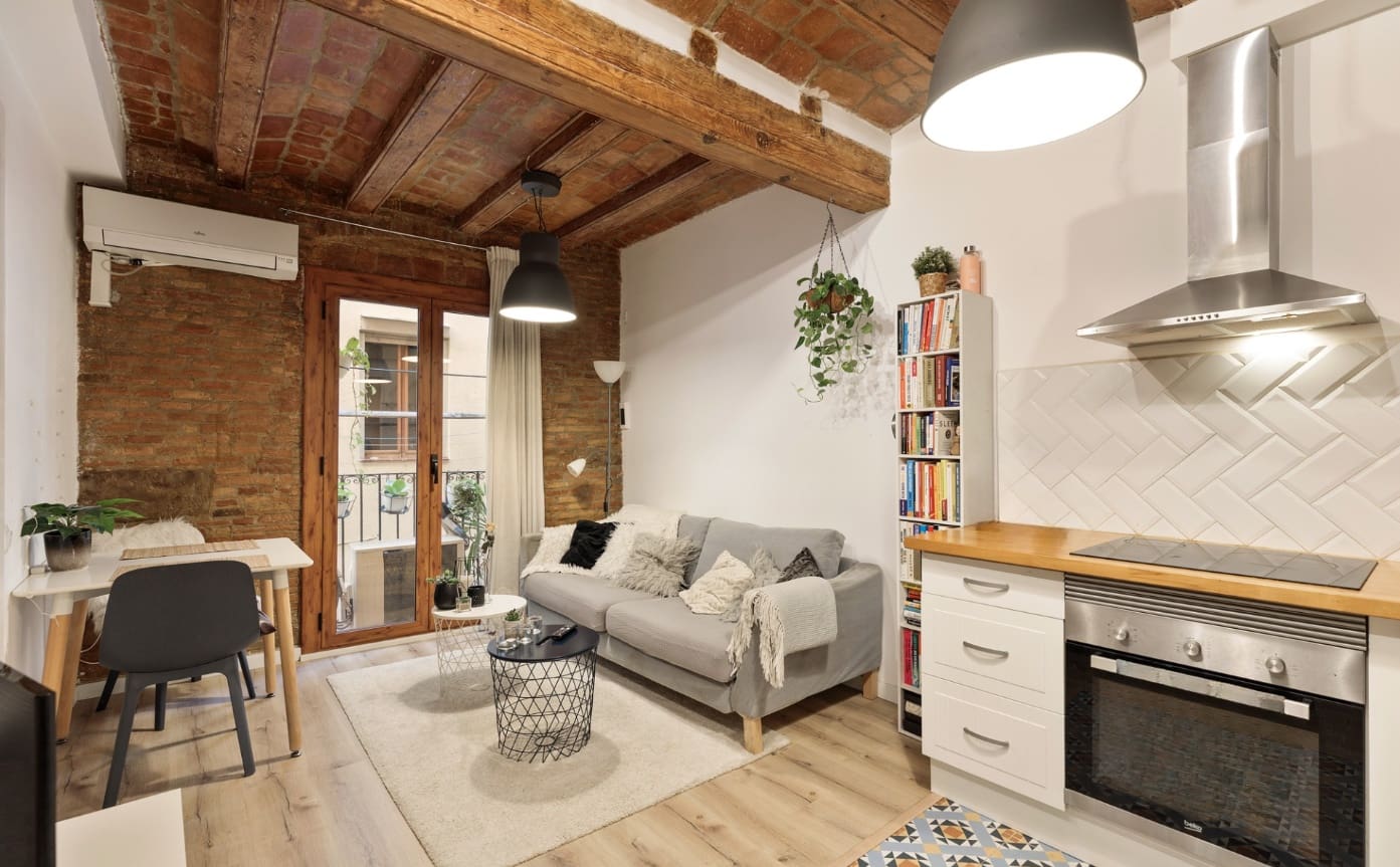 2 sovrum Lägenhet till salu i Barcelona stad - 239 000 € (Ref: 9270354)