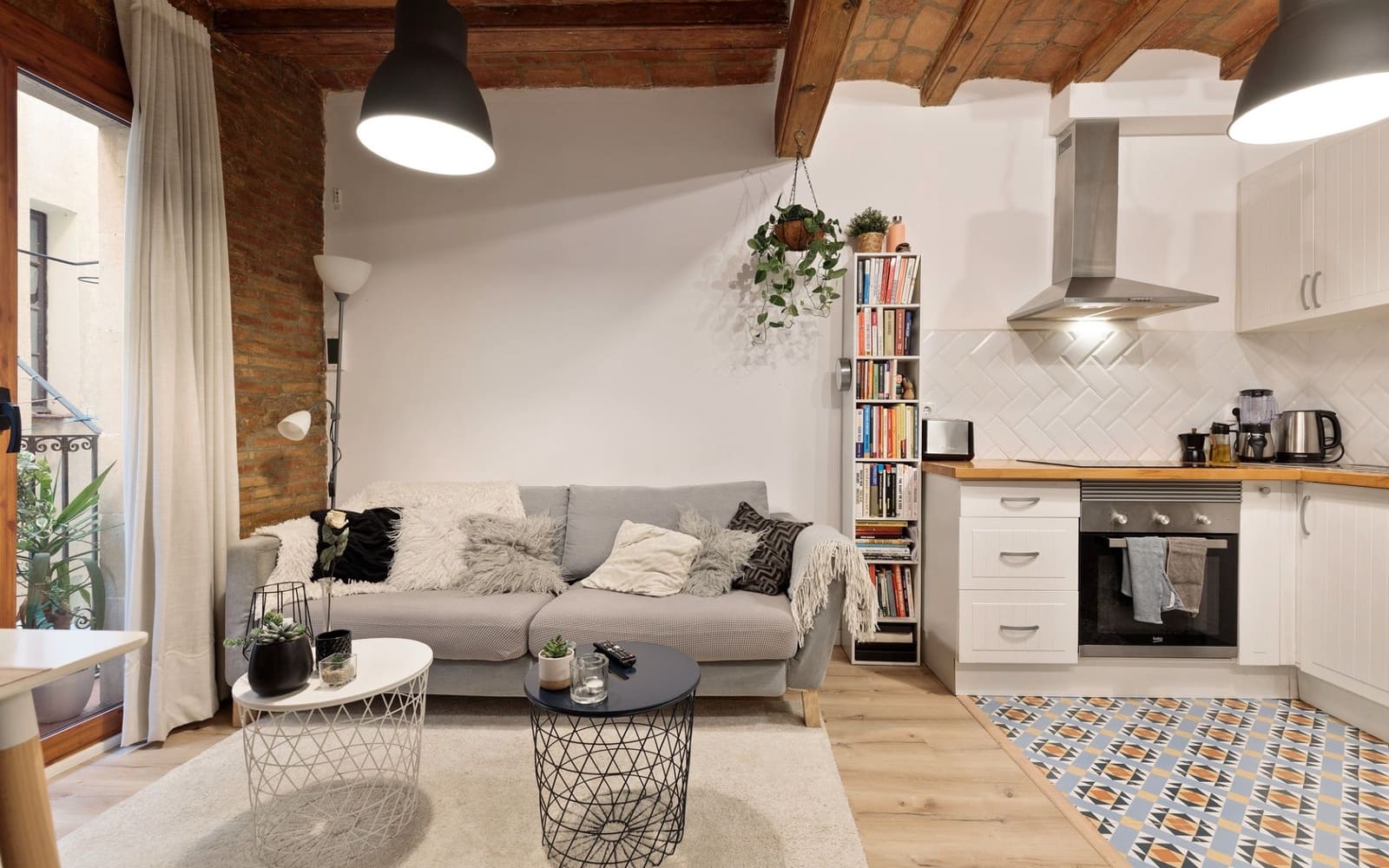 2 sovrum Lägenhet till salu i Barcelona stad - 239 000 € (Ref: 9270354)