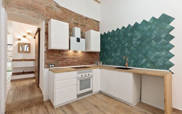 3 bedroom Flat for sale in Can Baró, Barcelona city - € 310,000 (Ref: 9278277)