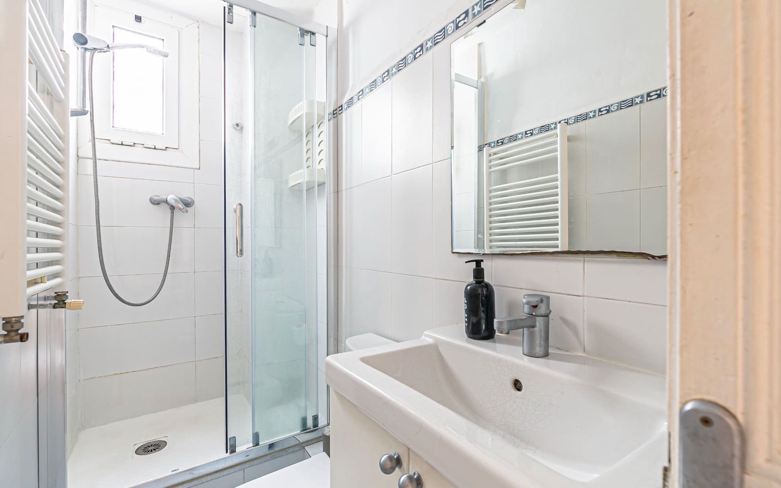 3 soveværelse Lejlighed til salg i Barcelona by - € 369.000 (Ref: 9279671)