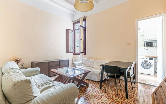 3 soveværelse Lejlighed til salg i Sant Pere, Santa Caterina i La Ribera, Barcelona by - € 369.000 (Ref: 9279671)