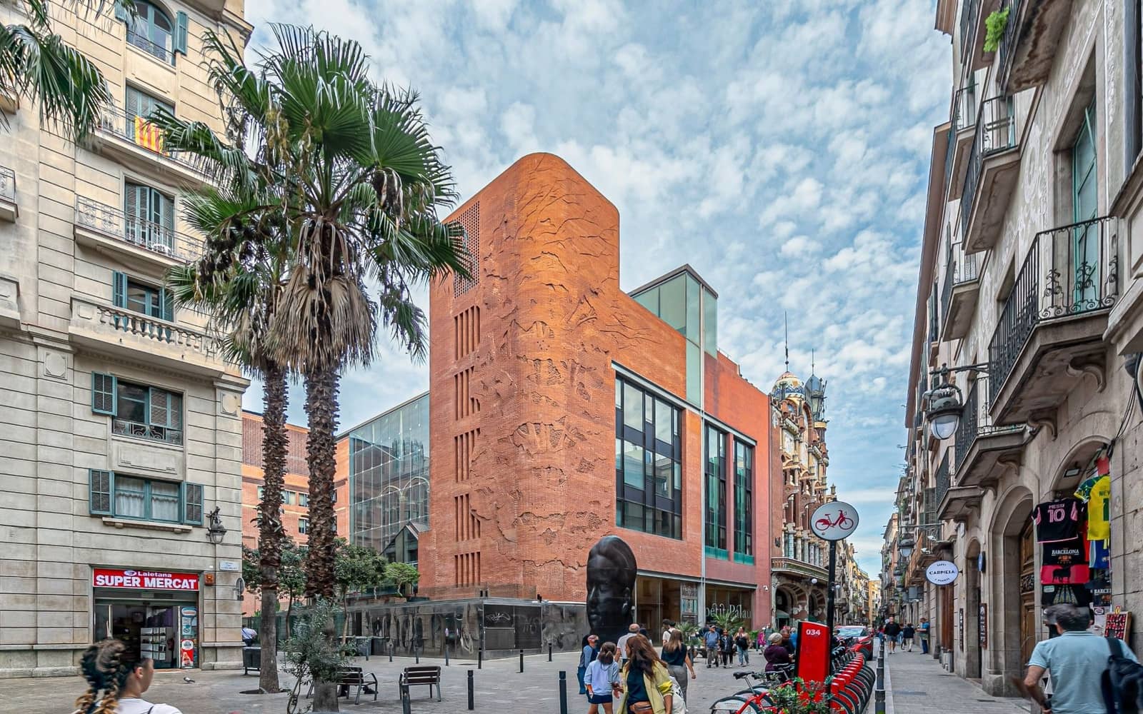 3 soveværelse Lejlighed til salg i Barcelona by - € 369.000 (Ref: 9279671)