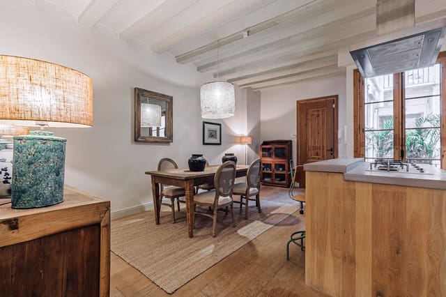 1 soveværelse Lejlighed til salg i El Barri Gòtic, Barcelona by - € 390.000 (Ref: 9283479)
