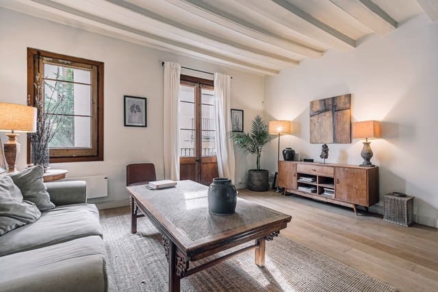 1 soveværelse Lejlighed til salg i El Barri Gòtic, Barcelona by - € 390.000 (Ref: 9283479)