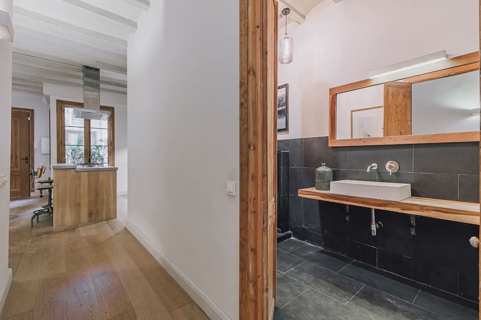 1 bedroom Flat for sale in Barcelona city - € 415,000 (Ref: 9283479)