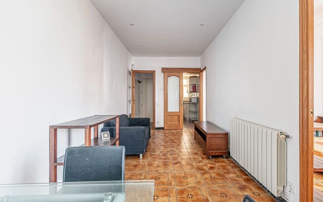 3 quarto Penthouse para venda em El Camp de L'Arpa del Clot, Barcelona cidade - 285 000 € (Ref: 9283482)