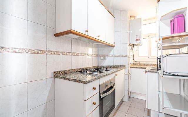 3 quarto Penthouse para venda em El Camp de L'Arpa del Clot, Barcelona cidade - 285 000 € (Ref: 9283482)