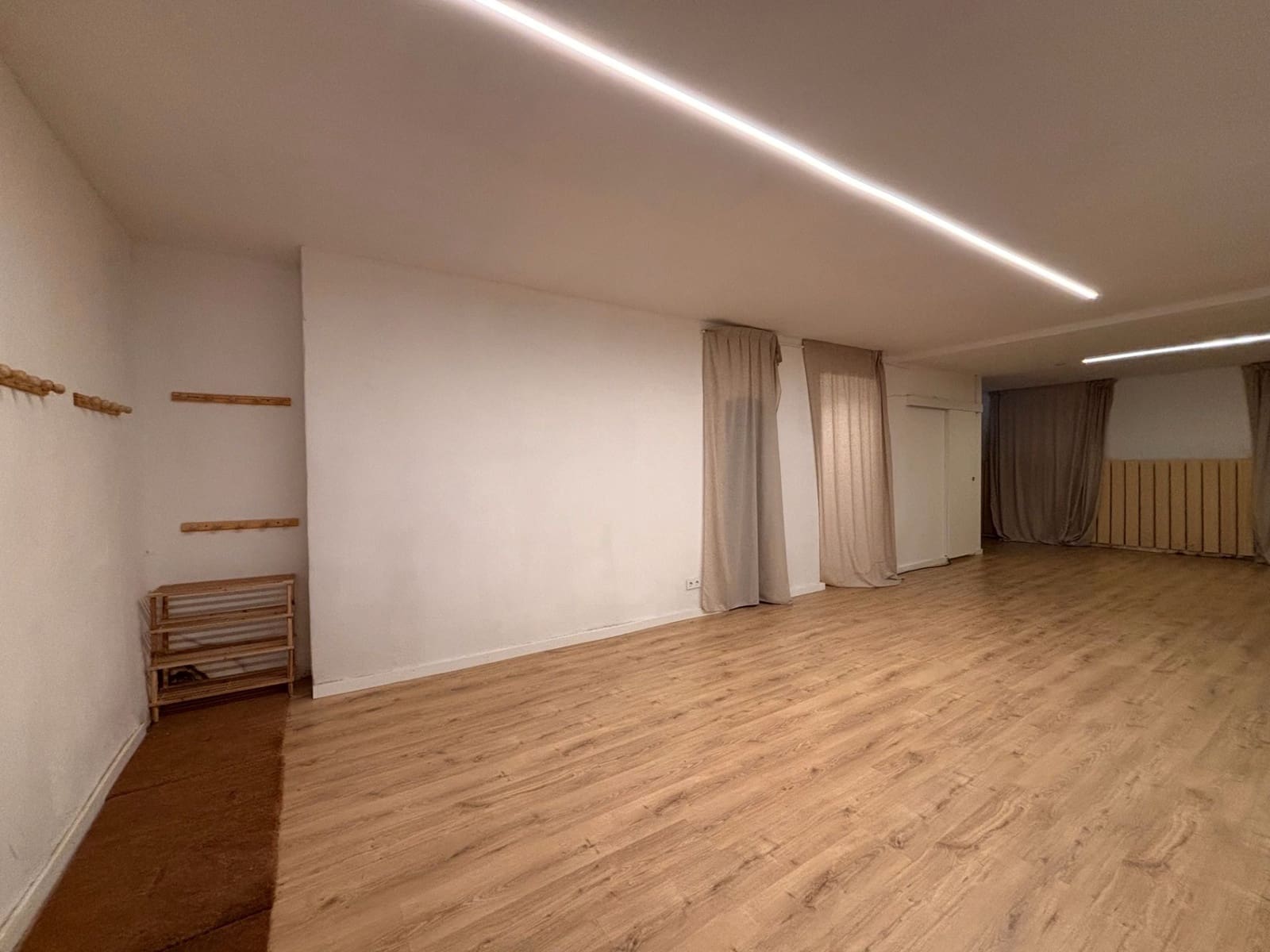 Commercieel te koop in Barcelona stad - € 271.000 (Ref: 9293369)