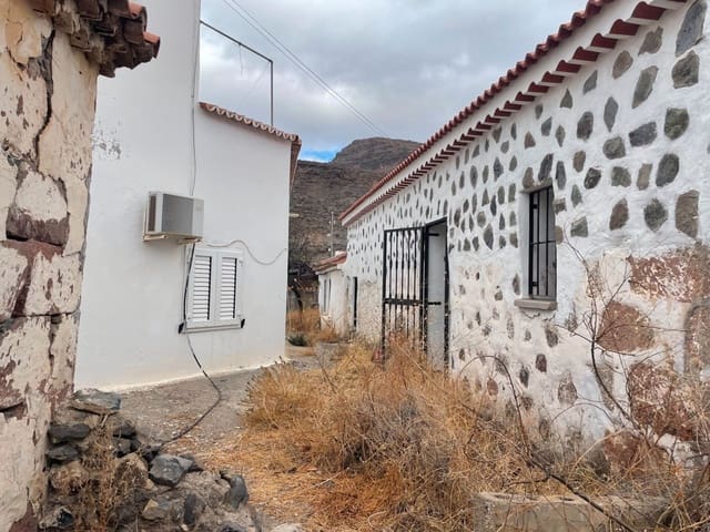 3 slaapkamer Finca/Landhuis te koop in Santa Lucía de Tirajana - € 251.150 (Ref: 9298987)