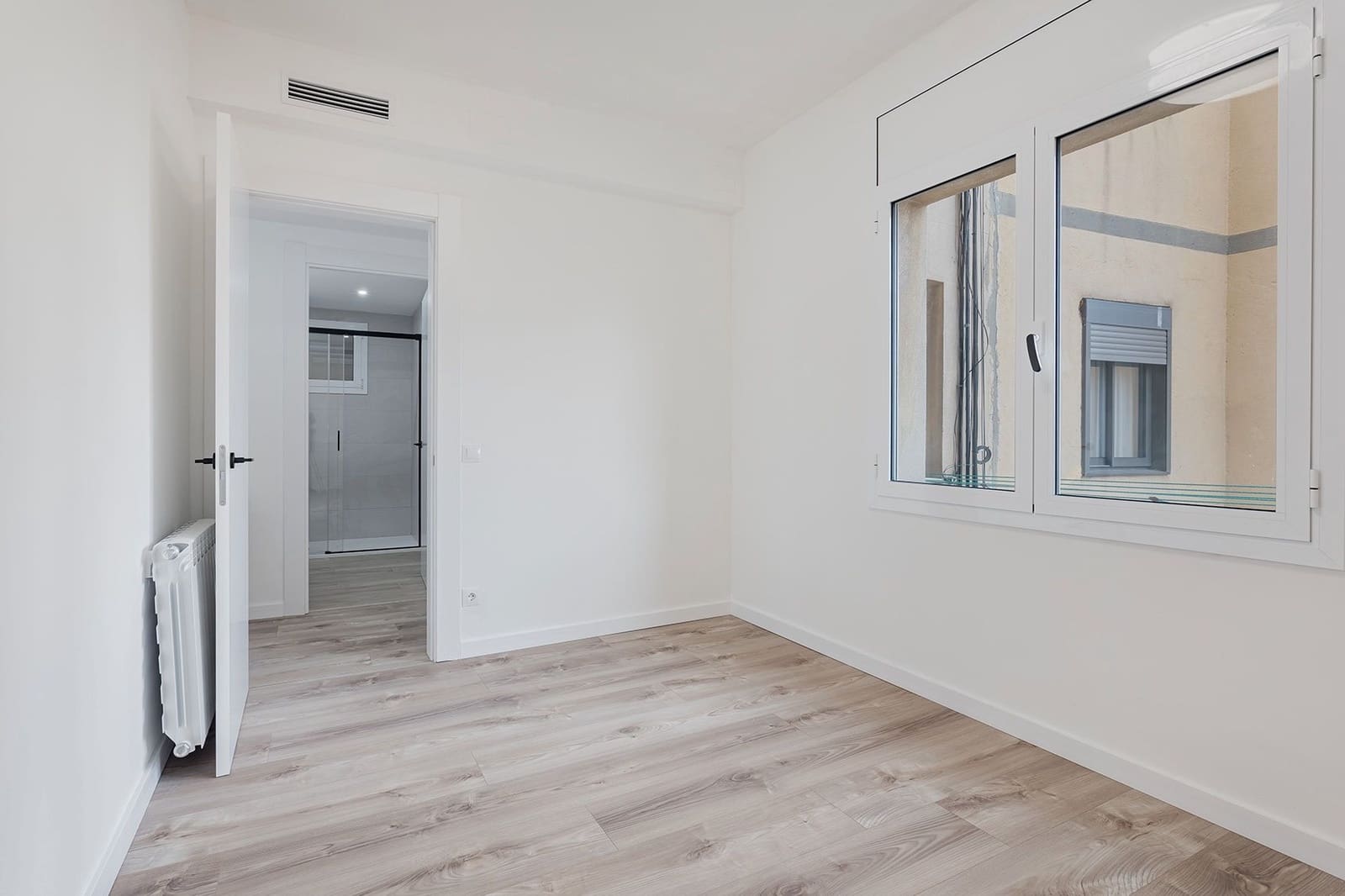 4 soveværelse Lejlighed til salg i Barcelona by - € 950.000 (Ref: 9308817)