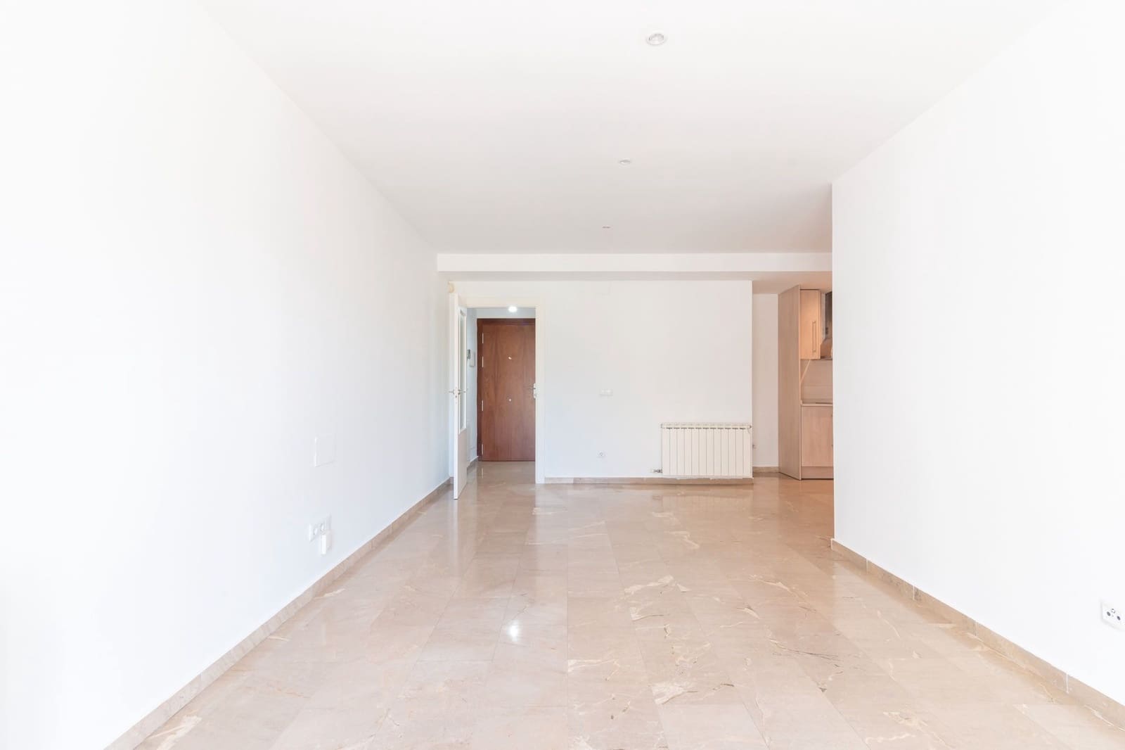 2 sypialnia Mieszkanie na sprzedaż w Miasto Girona z garażem - 275 000 € (Ref: 9343642)