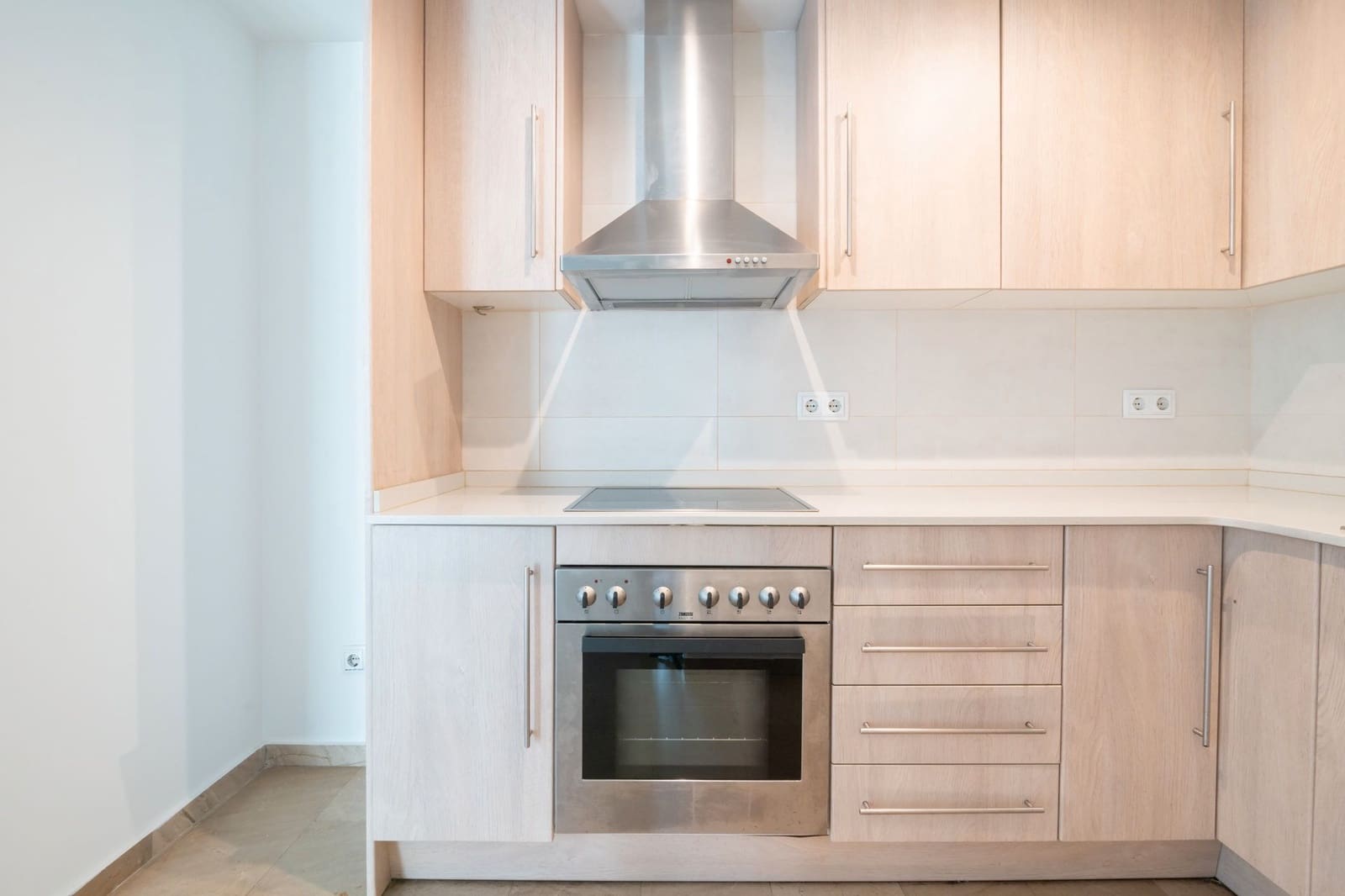 2 sypialnia Mieszkanie na sprzedaż w Miasto Girona z garażem - 275 000 € (Ref: 9343642)