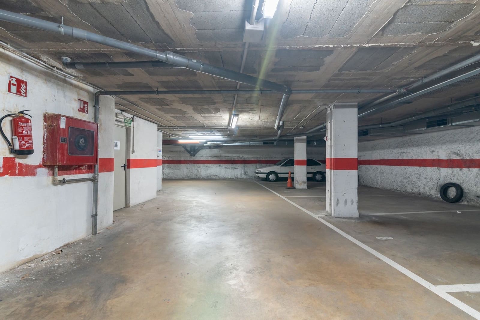 2 sypialnia Mieszkanie na sprzedaż w Miasto Girona z garażem - 275 000 € (Ref: 9343642)