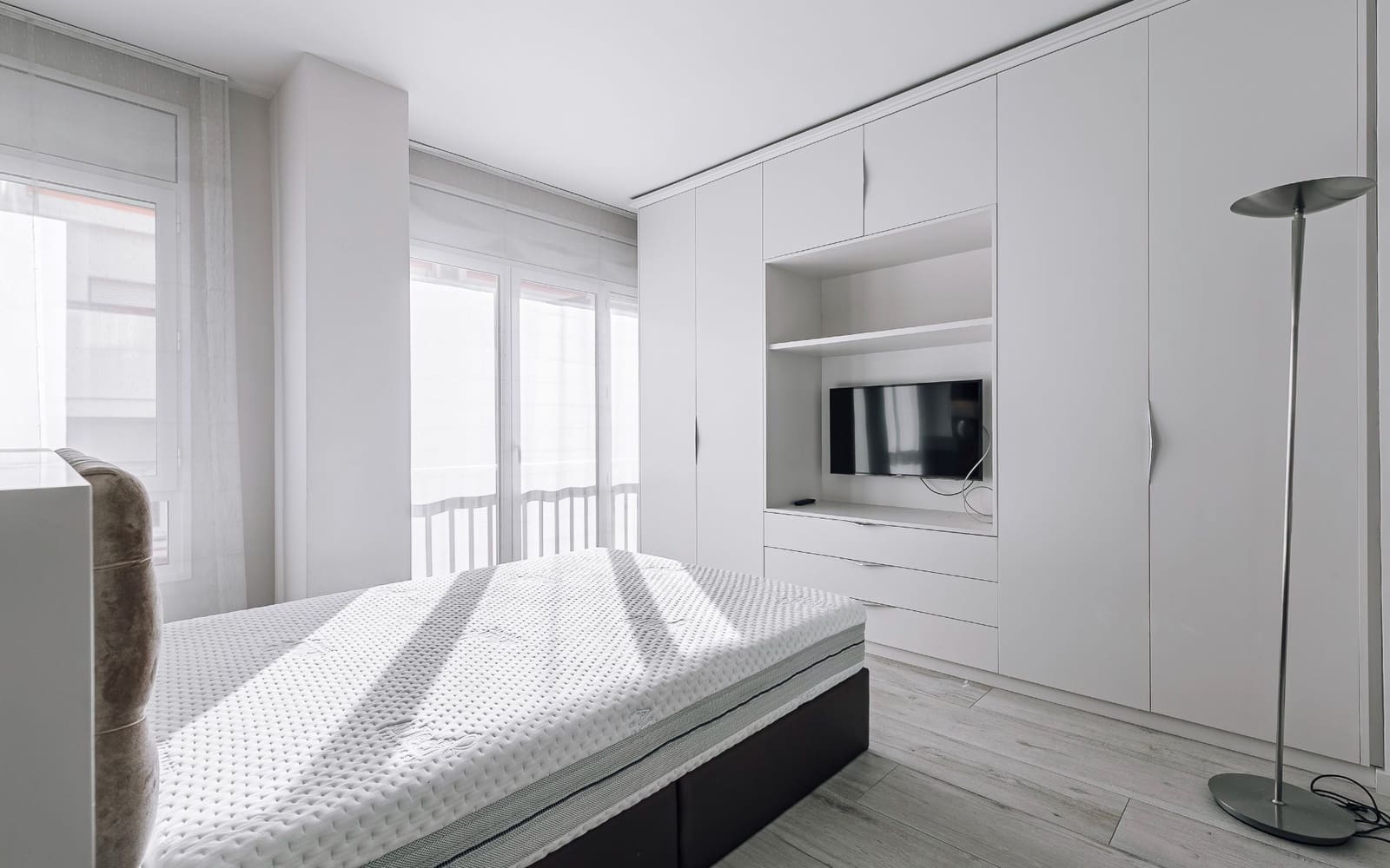 3 sypialnia Mieszkanie do wynajęcia w Miasto Barcelona z garażem - 3 600 € (Ref: 9348032)