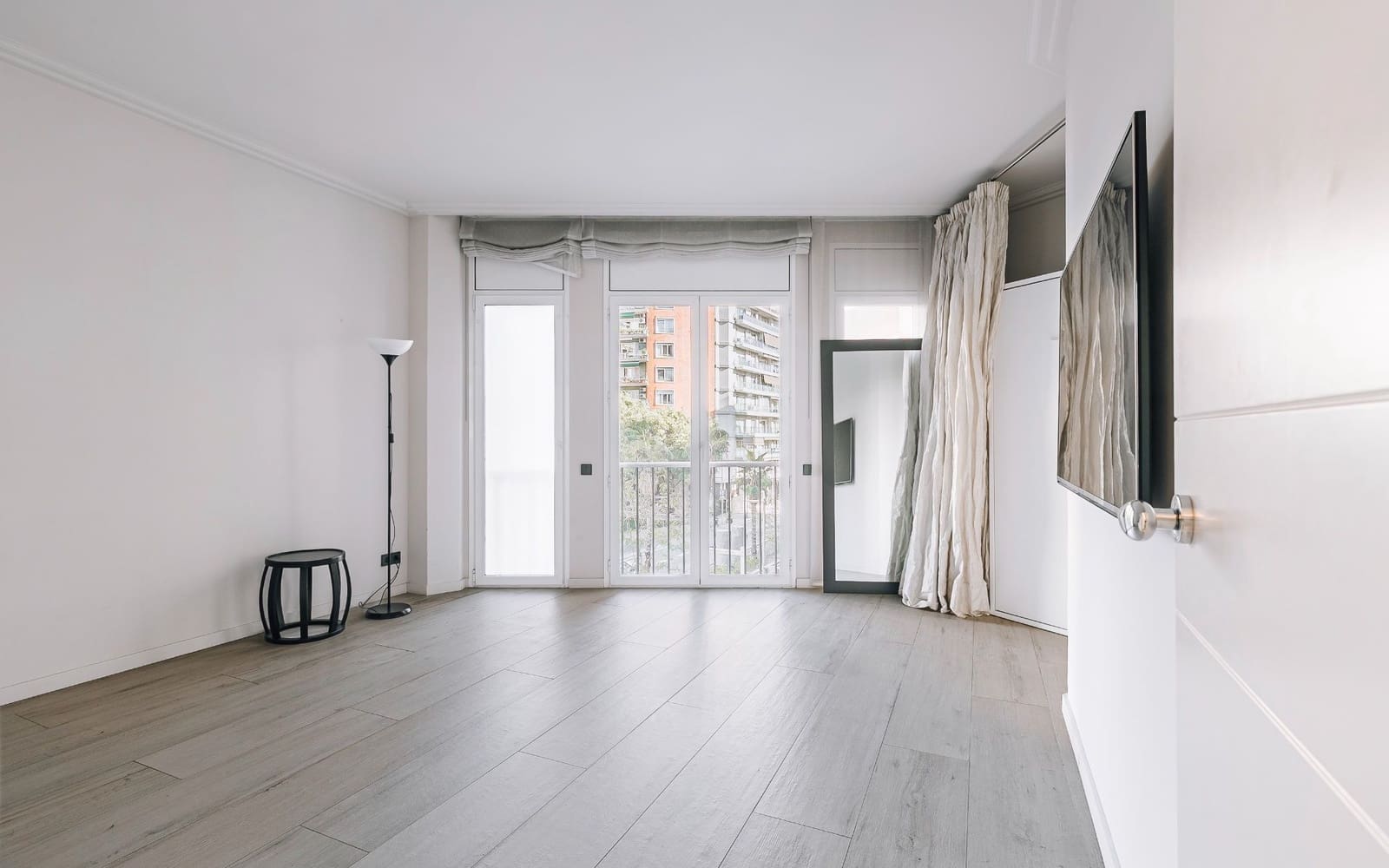 3 sypialnia Mieszkanie do wynajęcia w Miasto Barcelona z garażem - 3 600 € (Ref: 9348032)