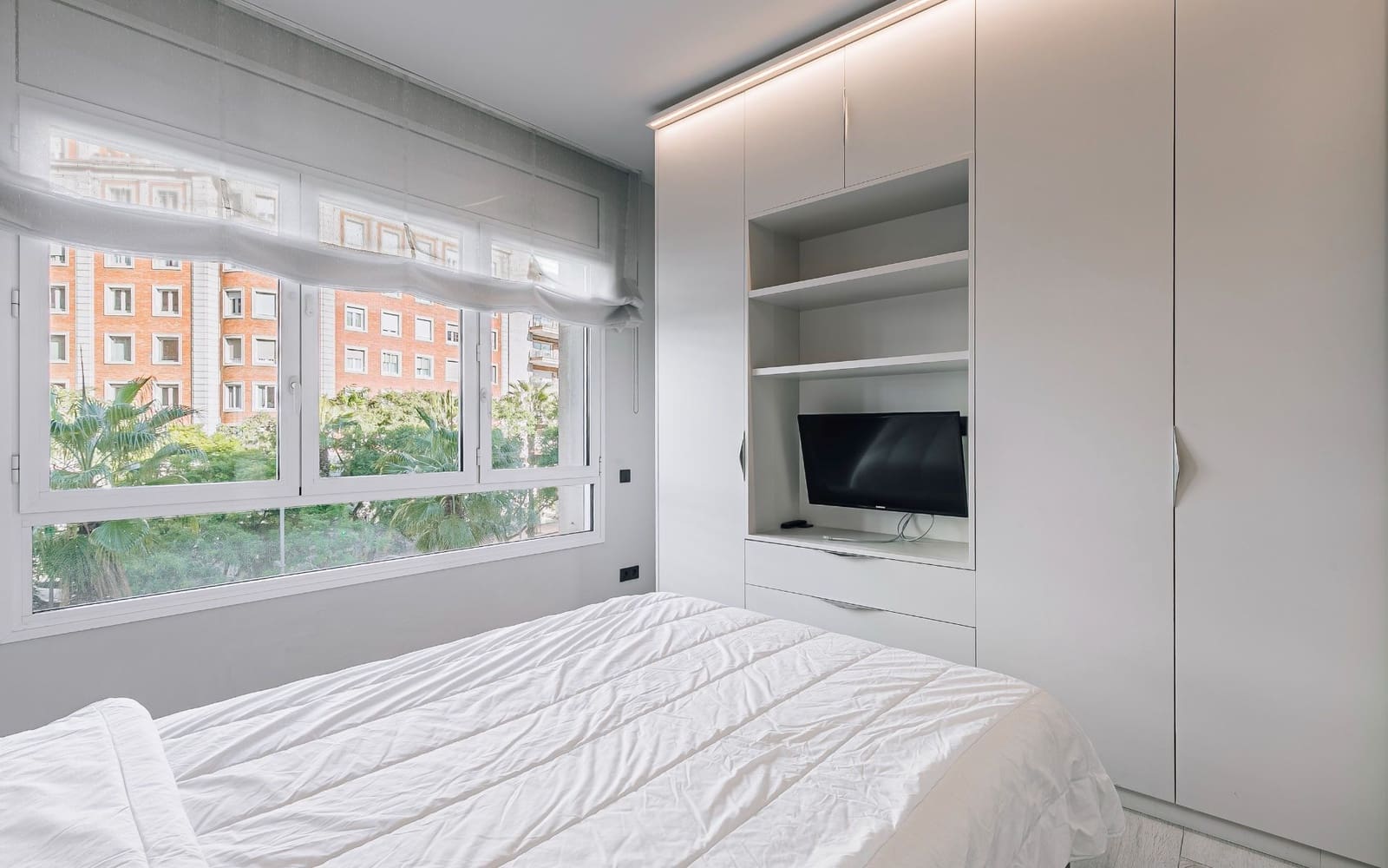 3 sypialnia Mieszkanie do wynajęcia w Miasto Barcelona z garażem - 3 600 € (Ref: 9348032)