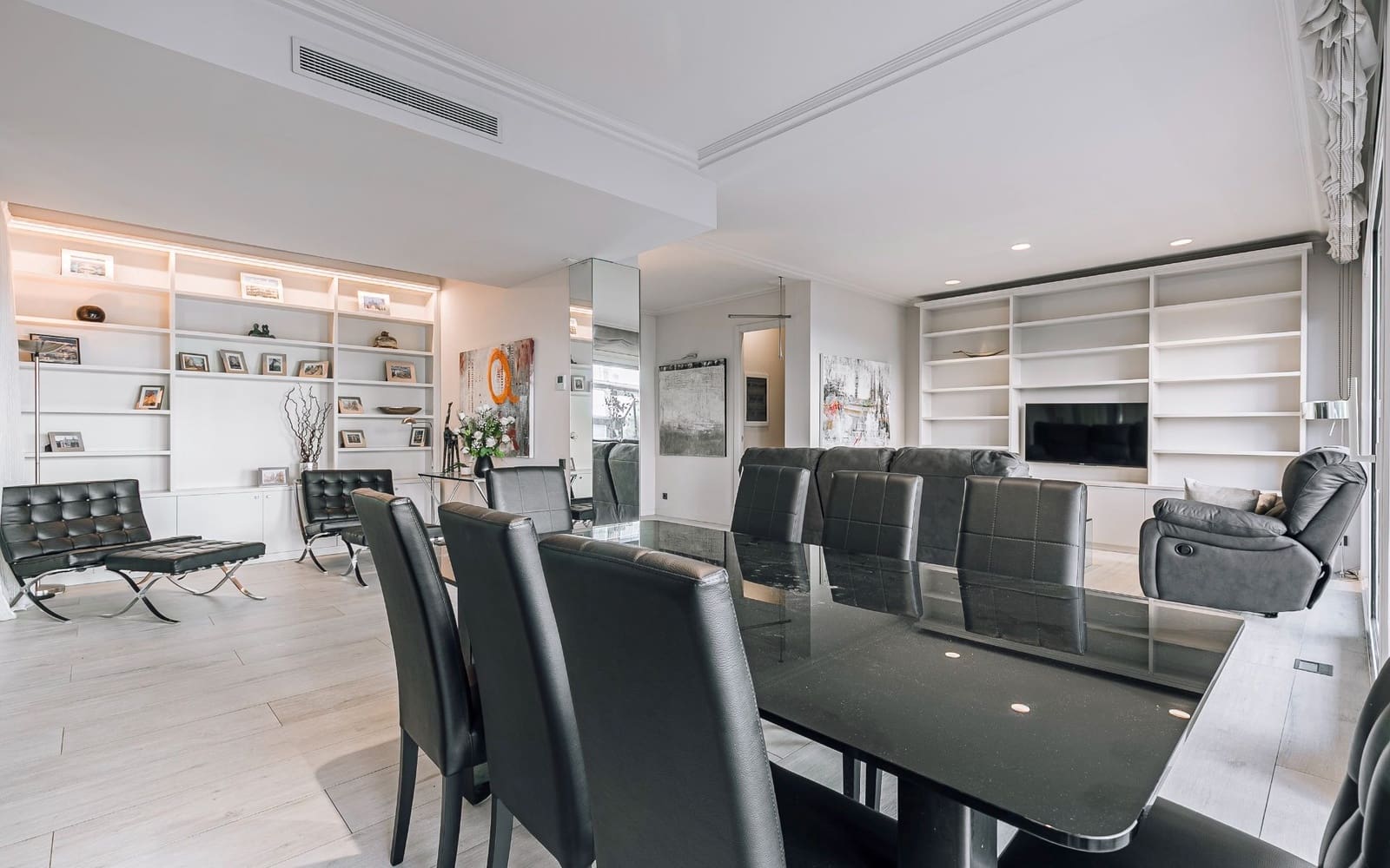 3 sypialnia Mieszkanie do wynajęcia w Miasto Barcelona z garażem - 3 600 € (Ref: 9348032)