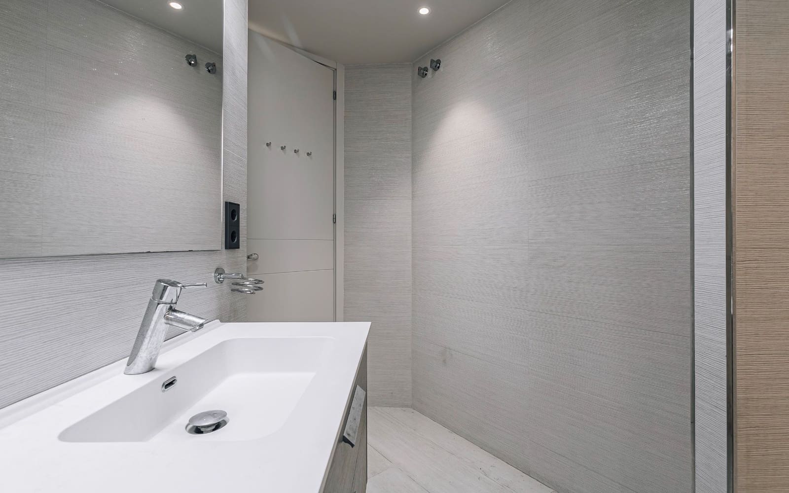 3 sypialnia Mieszkanie do wynajęcia w Miasto Barcelona z garażem - 3 600 € (Ref: 9348032)