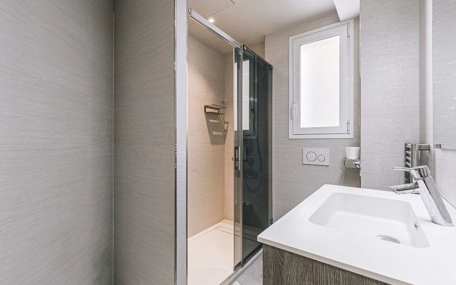 3 sypialnia Mieszkanie do wynajęcia w Miasto Barcelona z garażem - 3 600 € (Ref: 9348032)