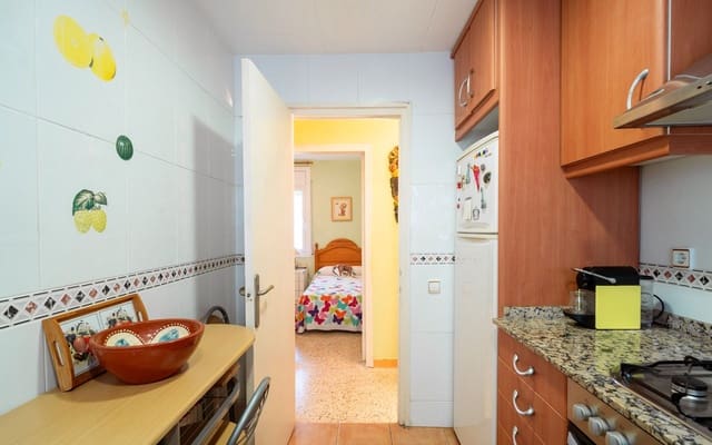 4 soverom Villa til salgs i Calafell med svømmebasseng garasje - € 294 900 (Ref: 9348035)