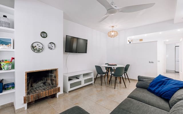 2 quarto Penthouse para venda em Castelldefels com piscina garagem - 665 000 € (Ref: 9348713)