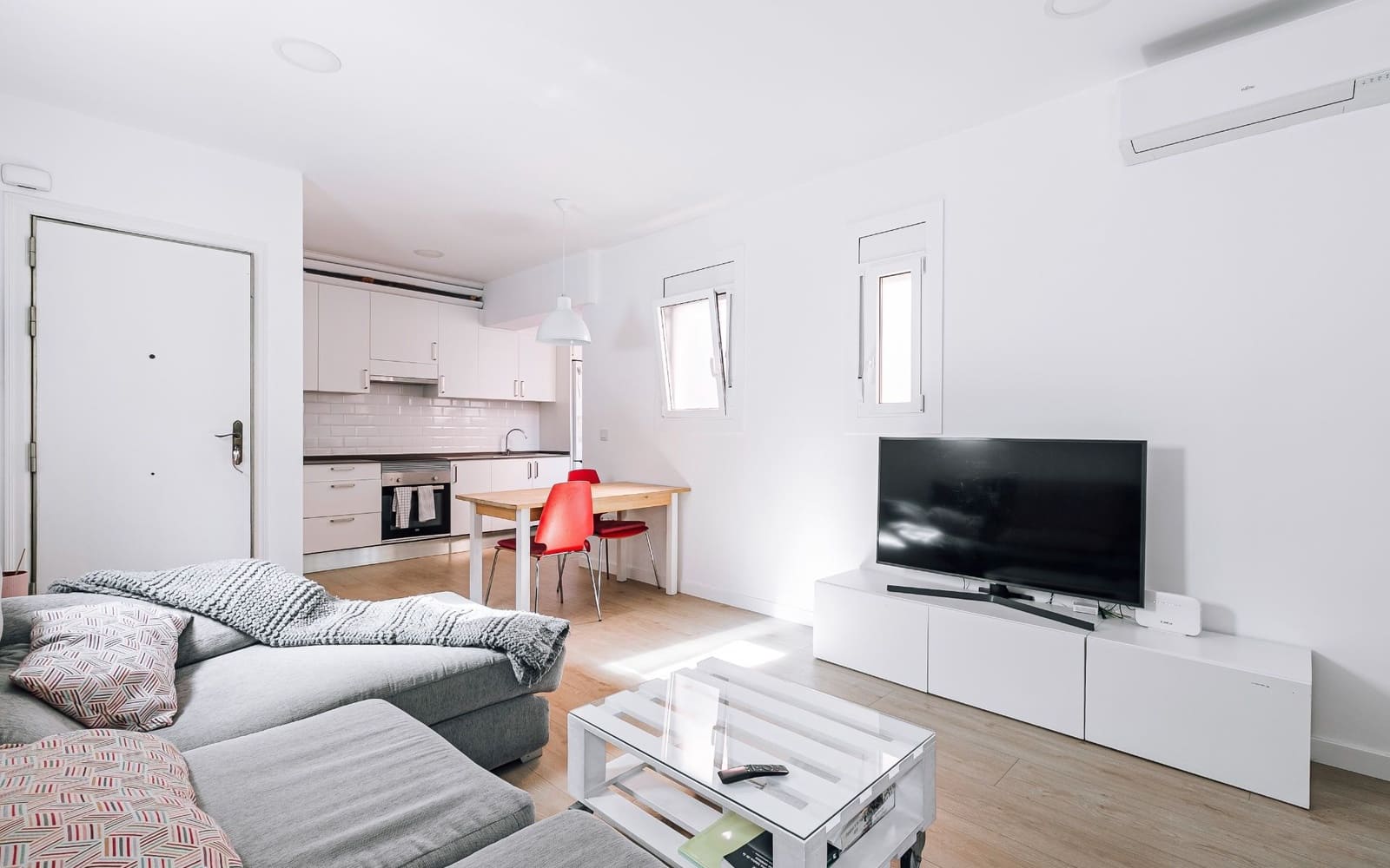 2 chambre Penthouse à vendre à Barcelone ville - 335 000 € (Ref: 9353986)