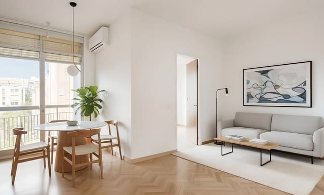 4 bedroom Flat for sale in La Sagrada Família, Barcelona city - € 470,000 (Ref: 9354160)