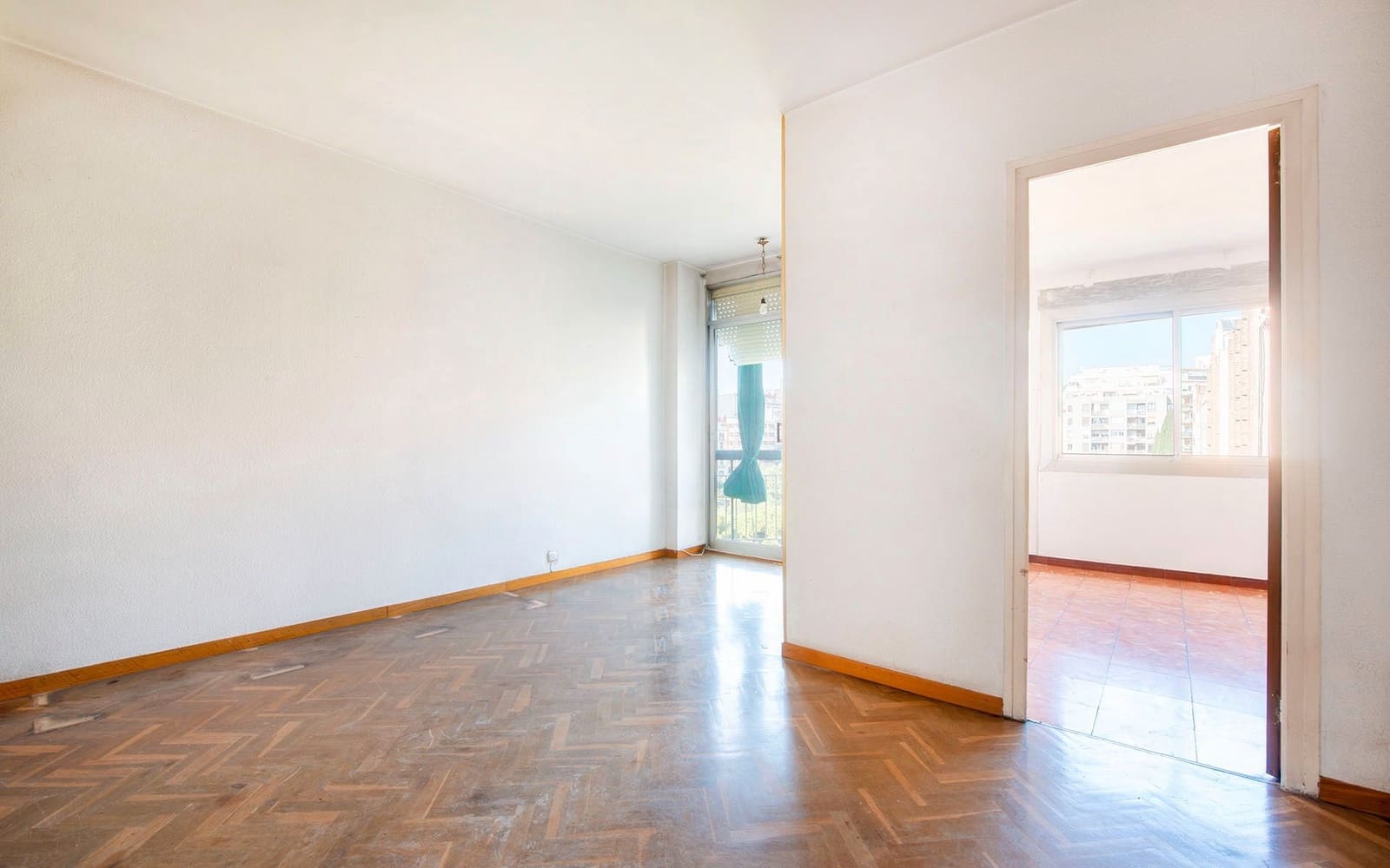 4 soveværelse Lejlighed til salg i Barcelona by - € 470.000 (Ref: 9354160)