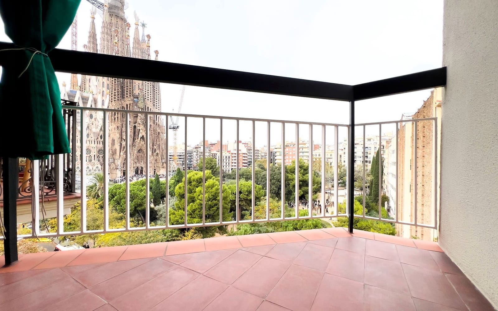 4 soveværelse Lejlighed til salg i Barcelona by - € 470.000 (Ref: 9354160)