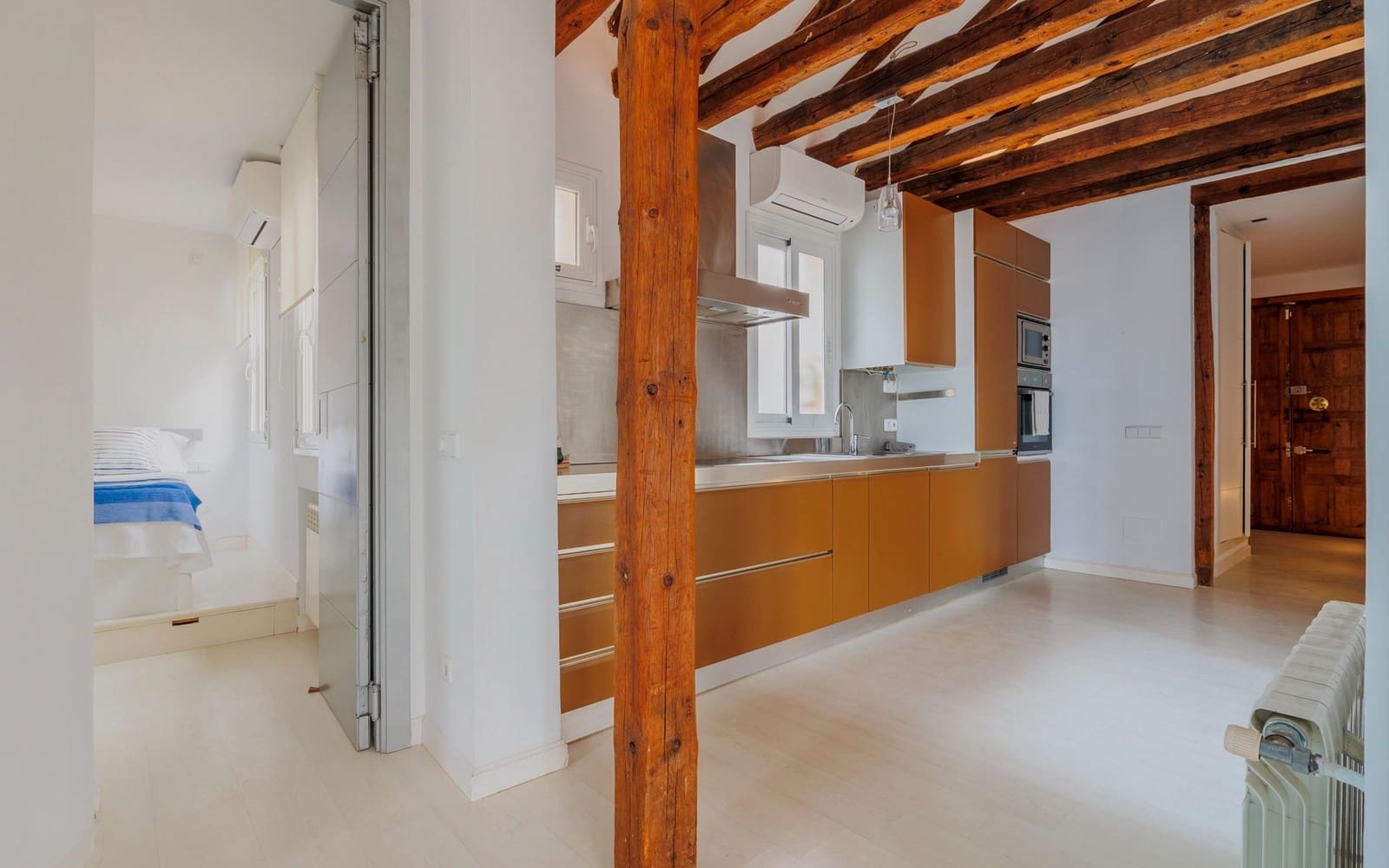 Appartement de 2 chambres à louer à Madrid ville - 1 900 € (Ref: 9354161)