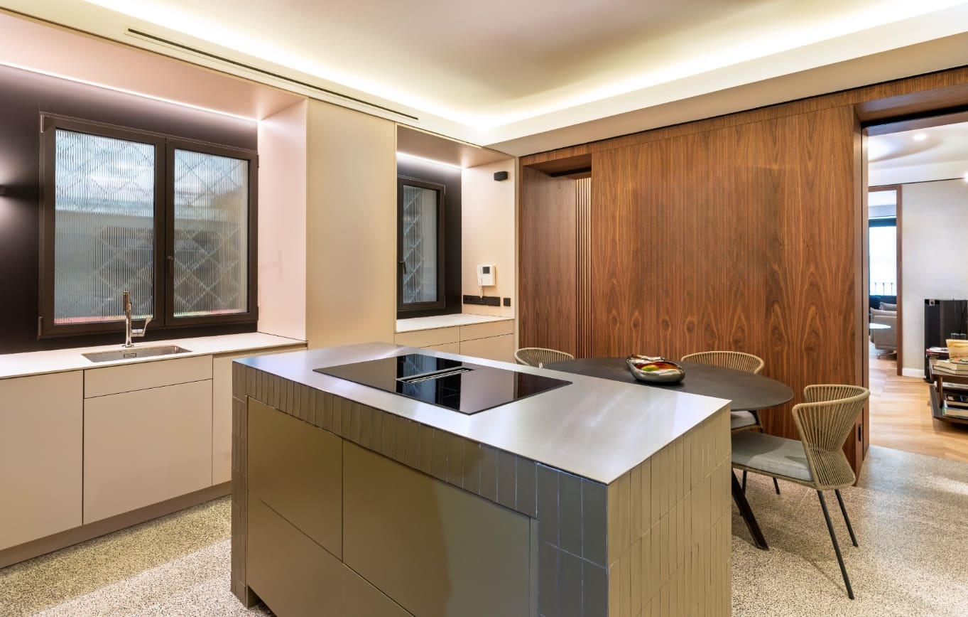 3 soveværelse Lejlighed til salg i Madrid by - € 2.730.000 (Ref: 9360836)