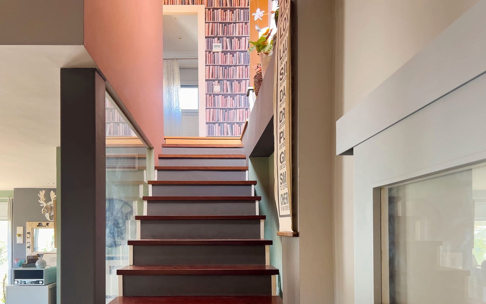 4 makuuhuone Huvila myytävänä paikassa Castelldefels mukana uima-altaan 
autotalli - 1 100 000 € (Ref: 9362866)