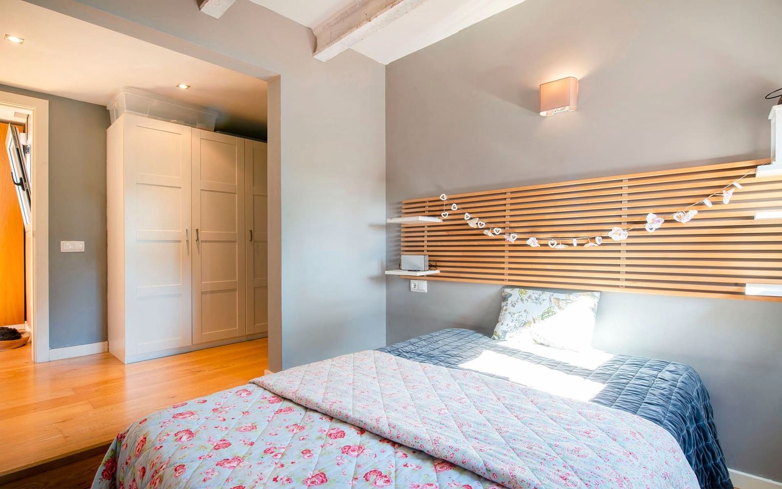 4 makuuhuone Huvila myytävänä paikassa Castelldefels mukana uima-altaan 
autotalli - 1 100 000 € (Ref: 9362866)