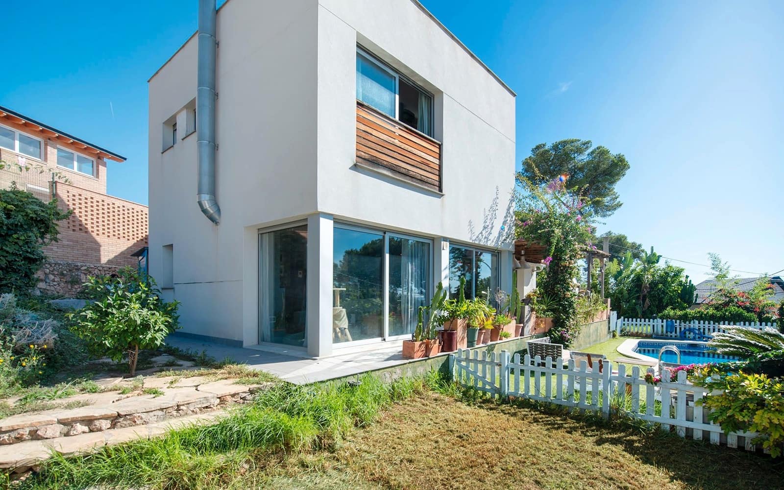 4 makuuhuone Huvila myytävänä paikassa Castelldefels mukana uima-altaan 
autotalli - 1 100 000 € (Ref: 9362866)