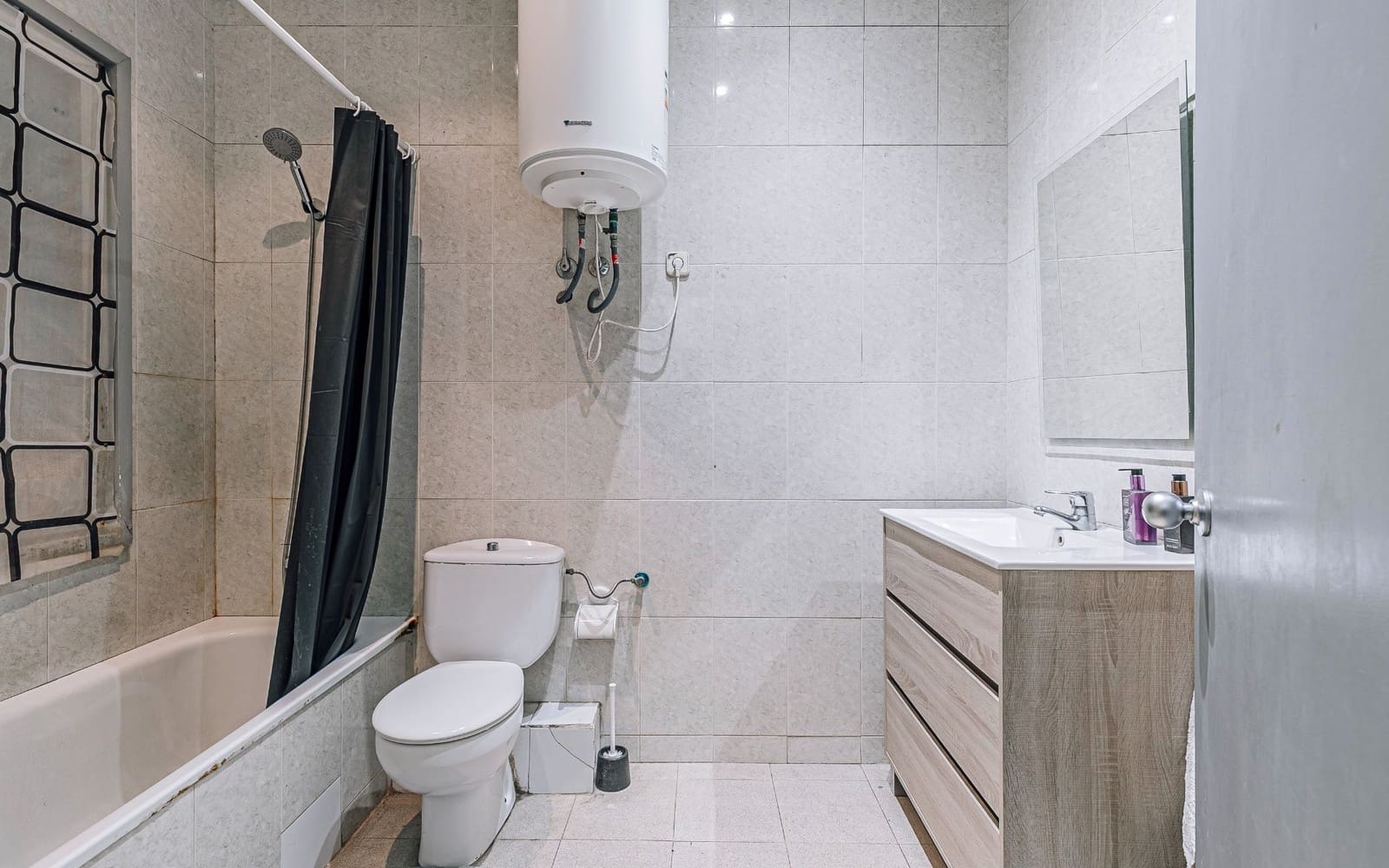 3 soveværelse Lejlighed til salg i Barcelona by - € 349.000 (Ref: 9368977)