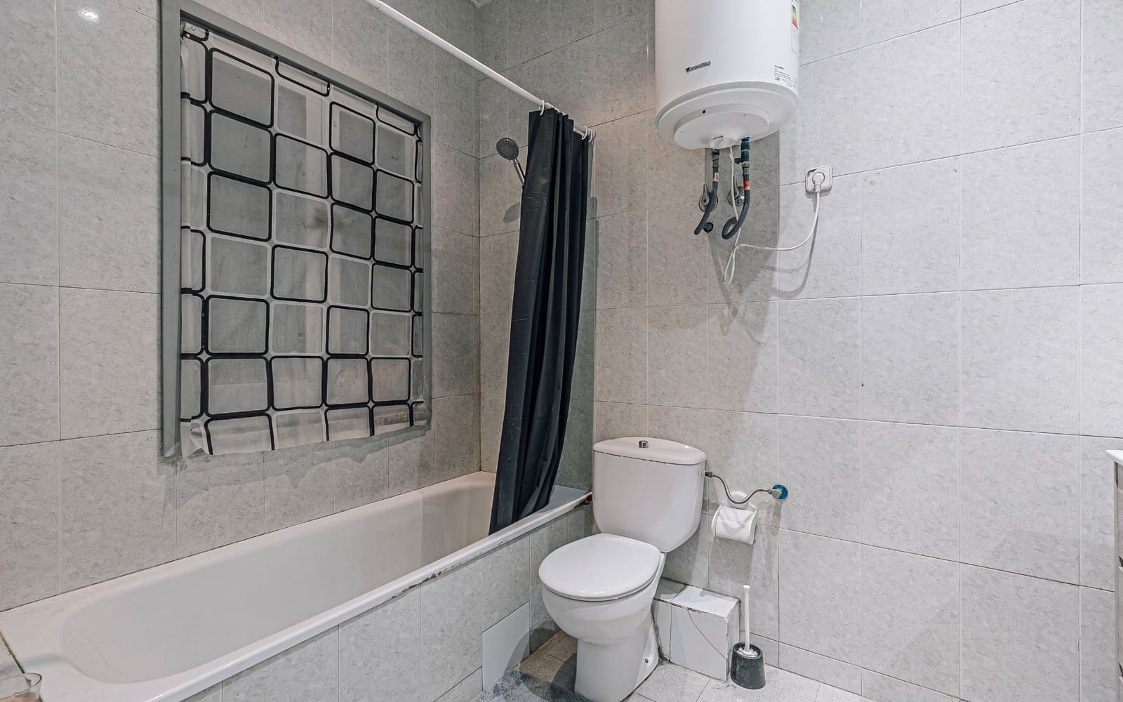 3 soveværelse Lejlighed til salg i Barcelona by - € 349.000 (Ref: 9368977)