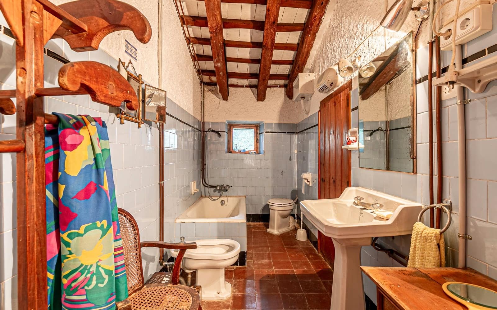 6 sovrum Finca/Hus på landet till salu i Sant Andreu de la Barca med garage - 1 300 000 € (Ref: 9368978)