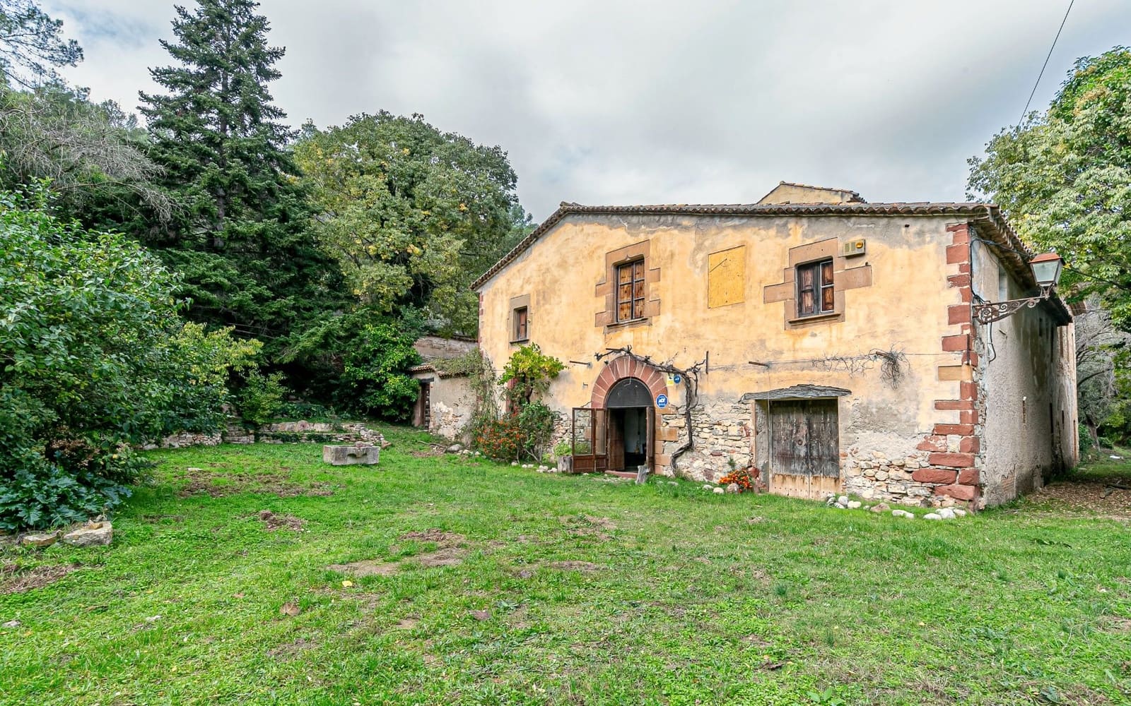 6 sovrum Finca/Hus på landet till salu i Sant Andreu de la Barca med garage - 1 300 000 € (Ref: 9368978)
