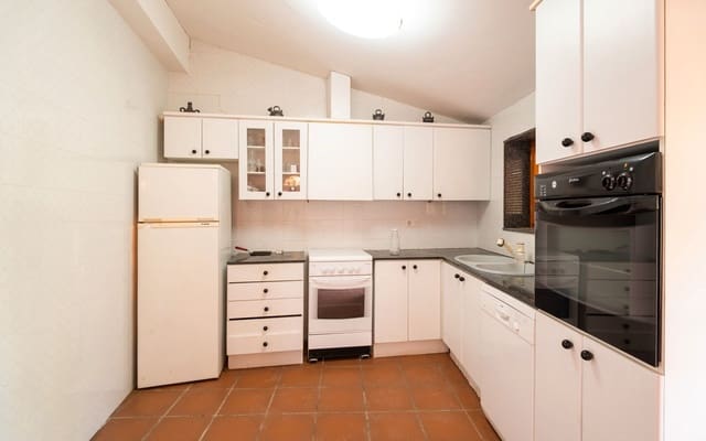 3 bedroom Townhouse for sale in La Pobla de Cérvoles - € 90,000 (Ref: 9371520)