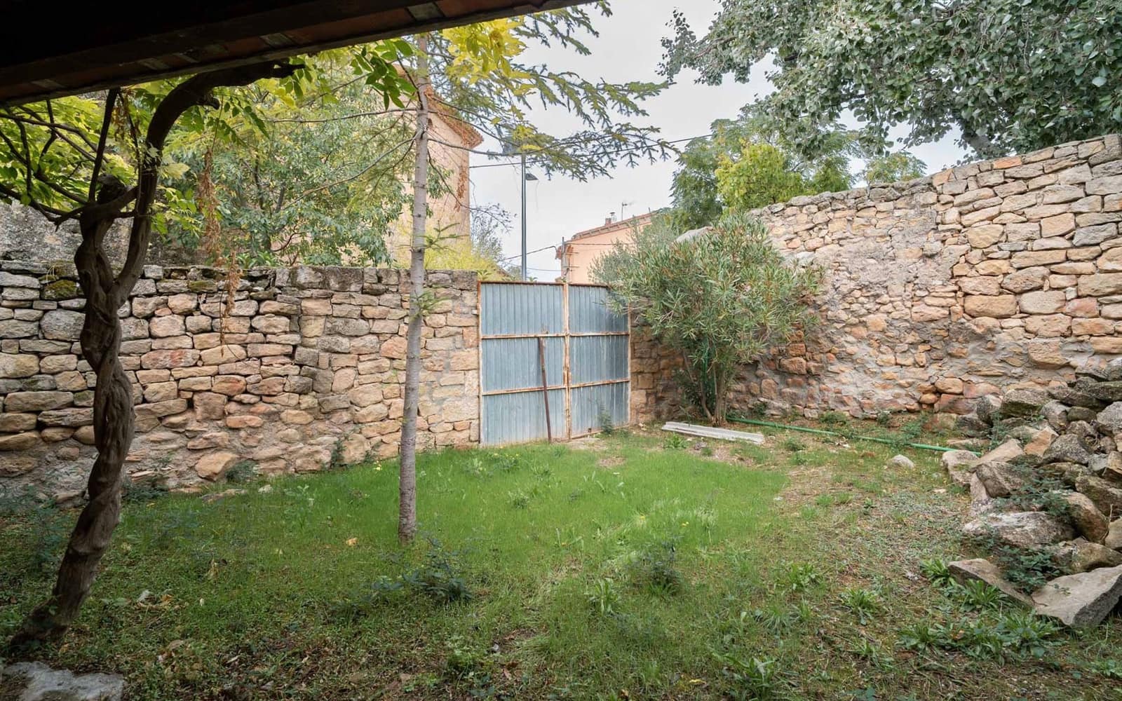 3 soverom Hus til salgs i La Pobla de Cervoles - € 90 000 (Ref: 9371520)