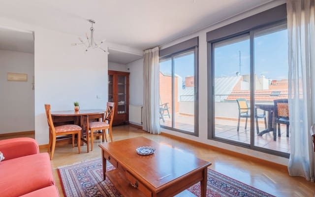 1 sypialnia Penthouse do wynajęcia w Numancia, Miasto Madryt z basenem garażem - 1 250 € (Ref: 9386035)