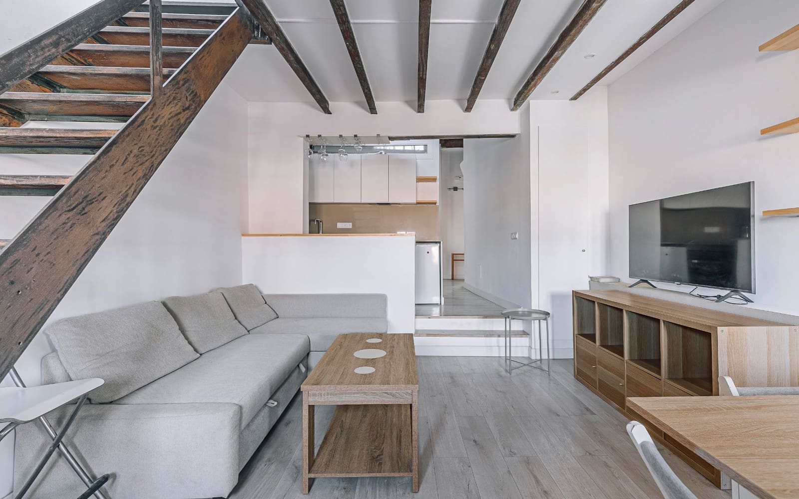 1 slaapkamer Penthouse te koop in Barcelona stad - € 345.000 (Ref: 9390031)