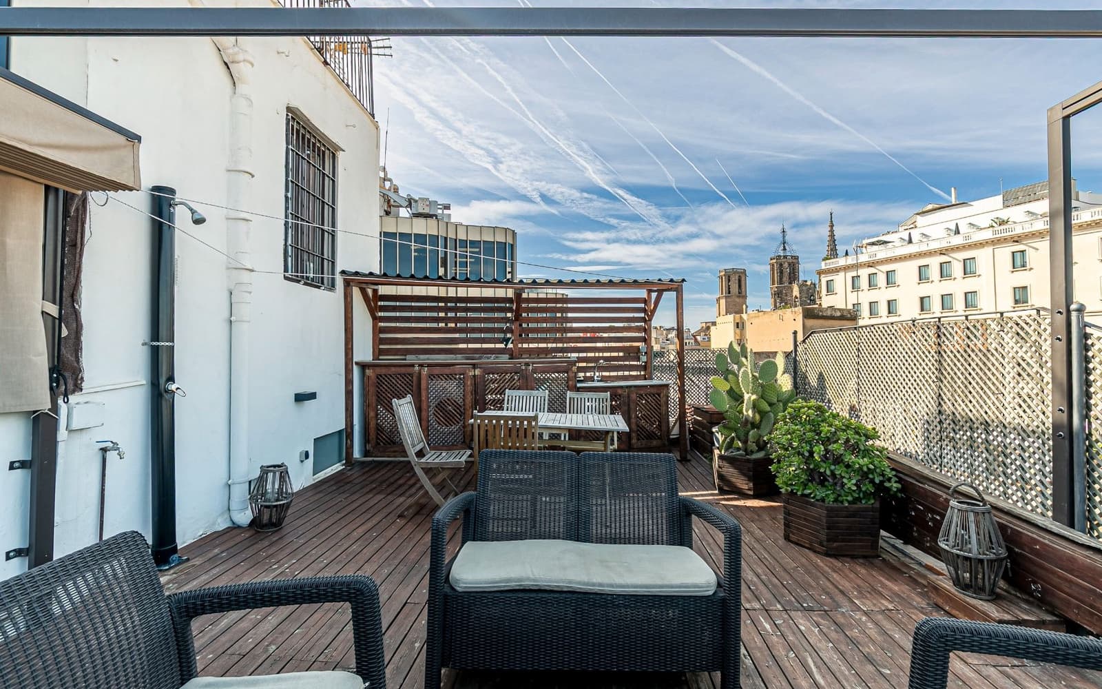 1 slaapkamer Penthouse te koop in Barcelona stad - € 345.000 (Ref: 9390031)