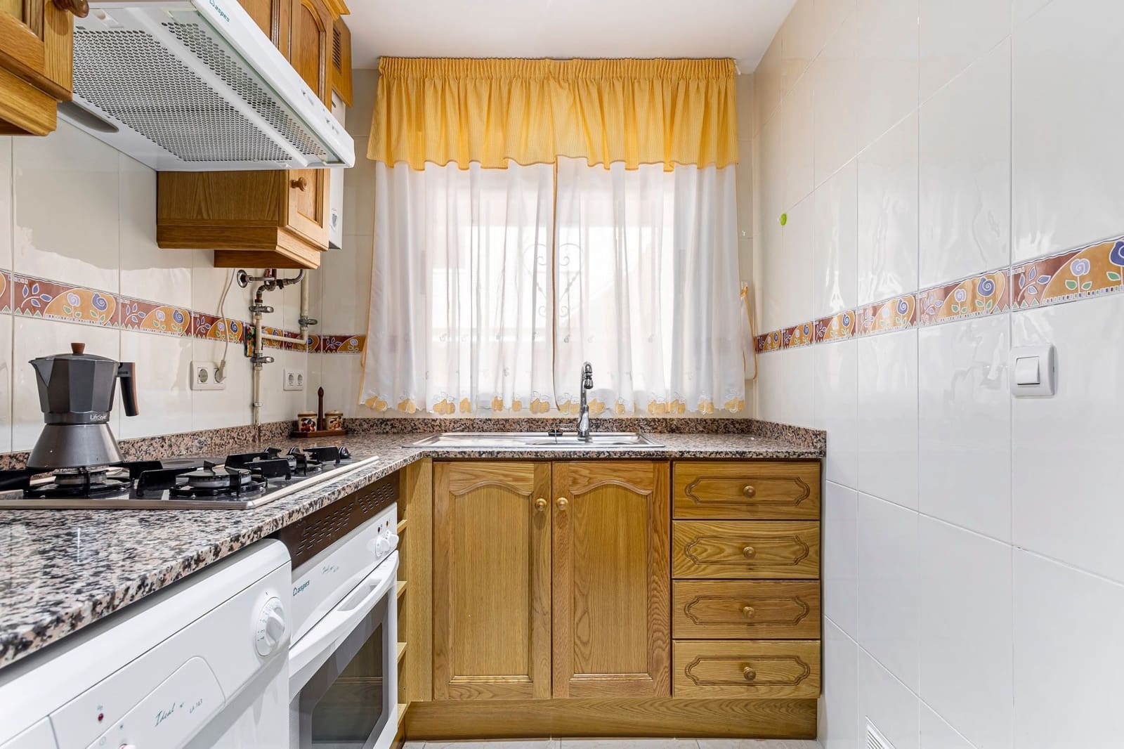 2 chambre Appartement à vendre à Oropesa  avec piscine garage - 149 000 € (Ref: 9397010)