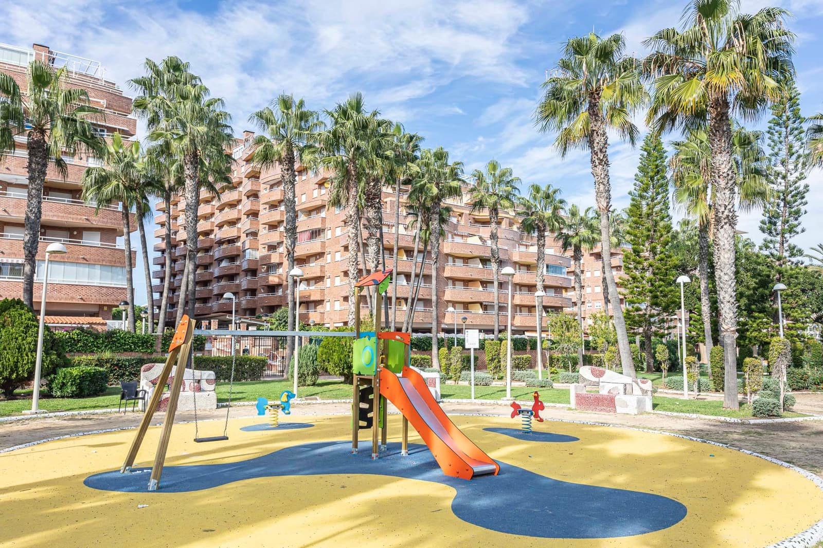 2 chambre Appartement à vendre à Oropesa  avec piscine garage - 149 000 € (Ref: 9397010)