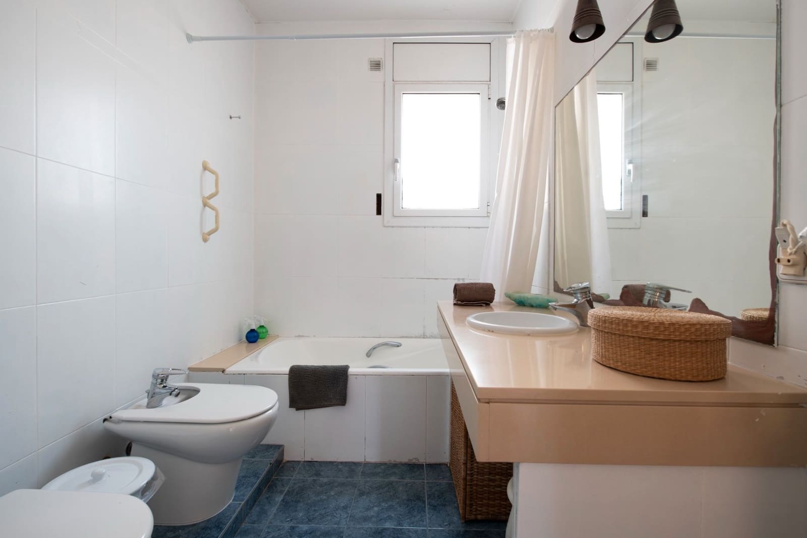 6 bedroom Villa for sale in Arenys de Mar with pool garage - € 595,000 (Ref: 9399845)