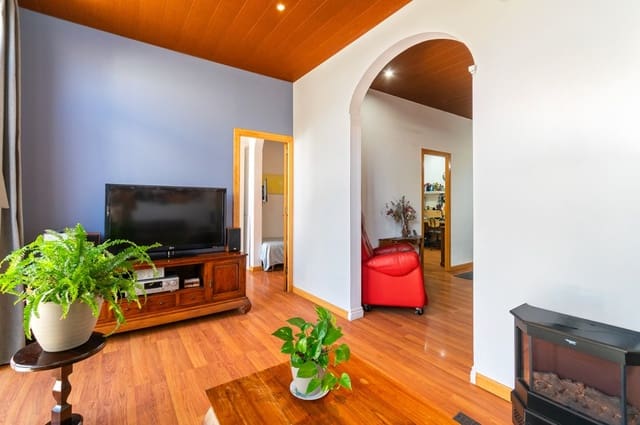 4 soveværelse Lejlighed til salg i El Barri Gòtic, Barcelona by - € 599.000 (Ref: 9402675)