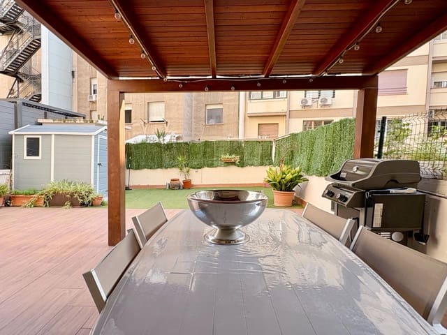 3 soverom Leilighet til salgs i L'Antiga Esquerra de L'Eixample, Barcelona by - € 550 000 (Ref: 9406923)