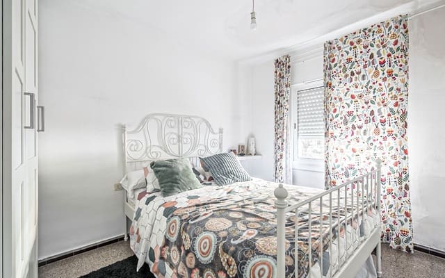 3 quarto Apartamento para venda em Mataró - 129 000 € (Ref: 9412725)